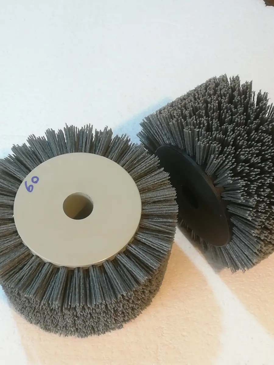 Spazzole in nylon abrasivo